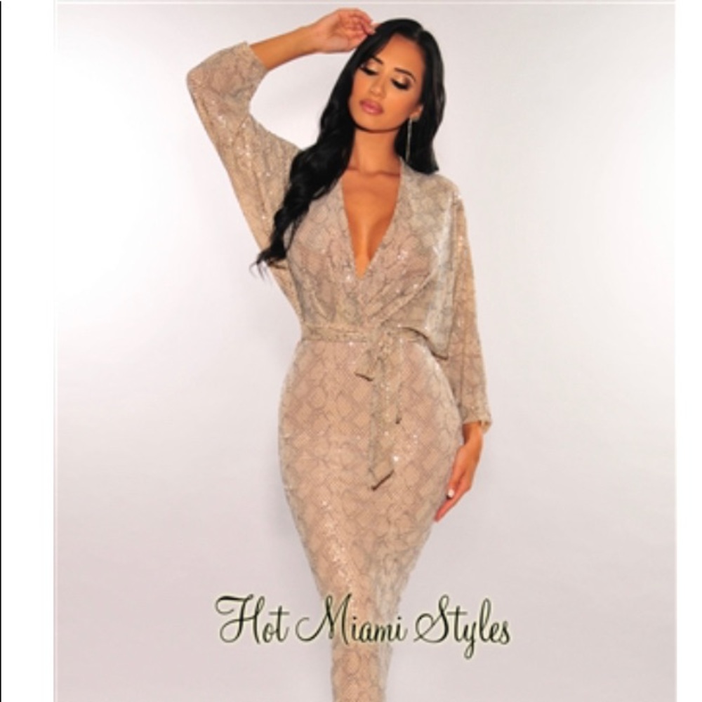 Kimono Sleeves Belted Dress